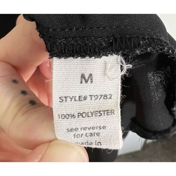 Active Black Spaghetti Strap Loose Fit, Razorback Blouse - Picture 4 of 4